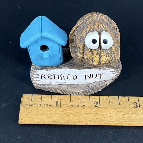 Shade Tree Creations Vernon 2005 Lottery Nut Resin Mini Figurine Novelty Humor - Picture 9 of 11